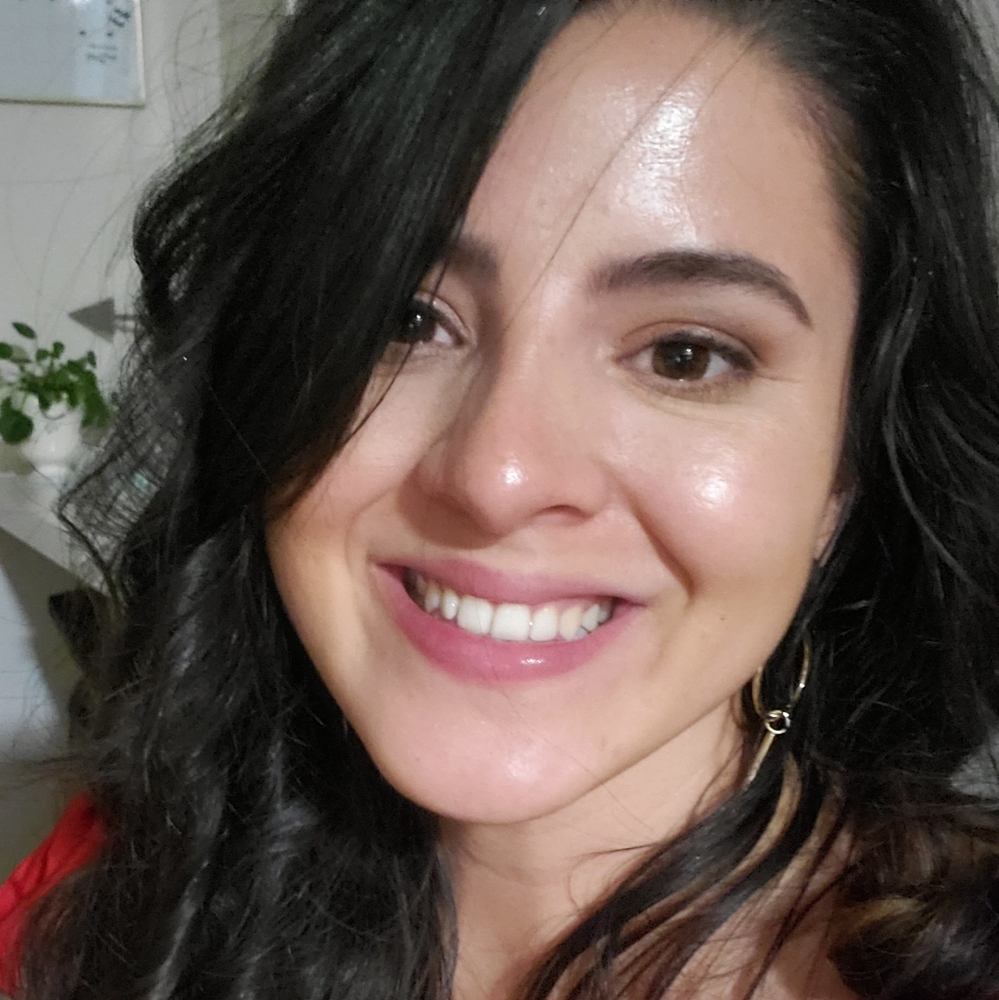 Meet your Posher, Gabriela